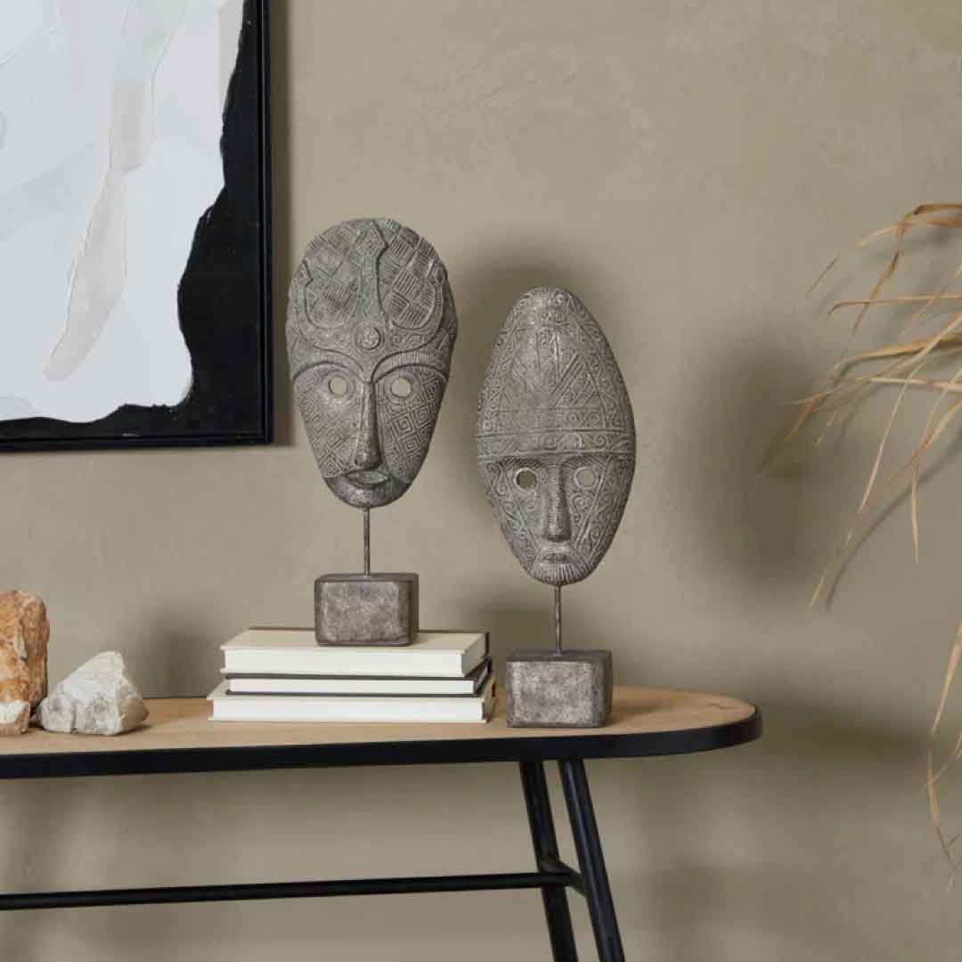 Figuras Decorativas - Juego Mascaras Cavernas Resina Gris | CREATA Muebles